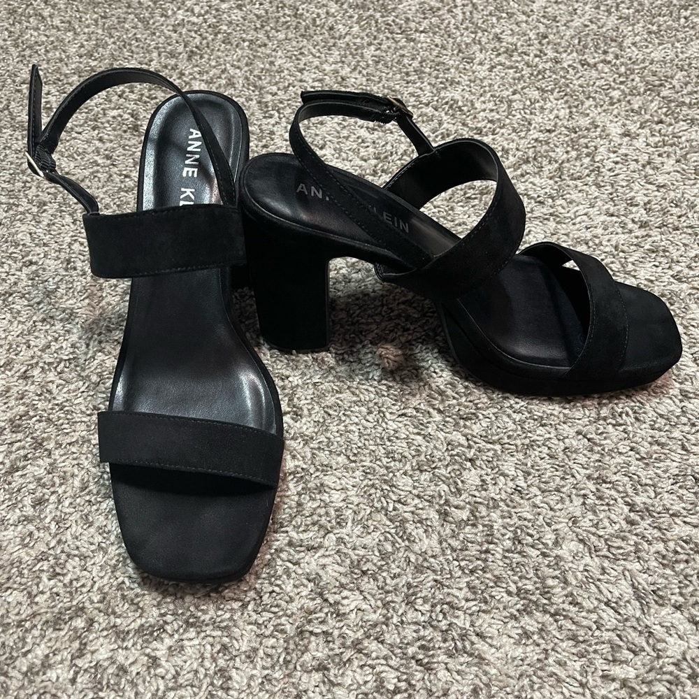 Anne Klein Black Women's Zoelle Sandals
